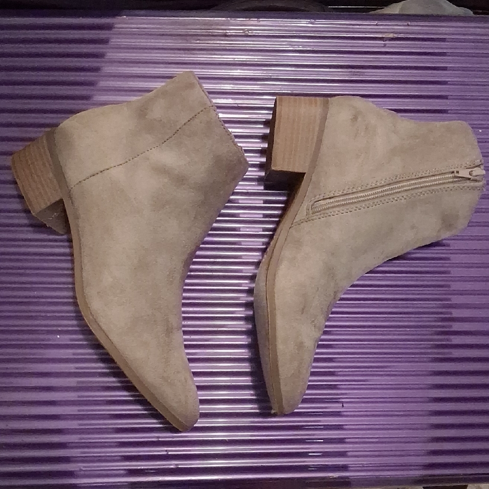 Cityclassified Taupe Ankle Booties